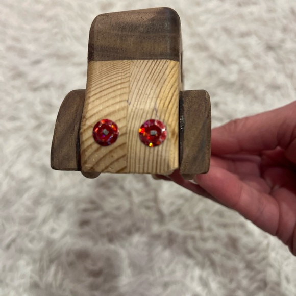 Handmade Wooden Custom Car Two tone Wood Movable - Picture 5 of 6